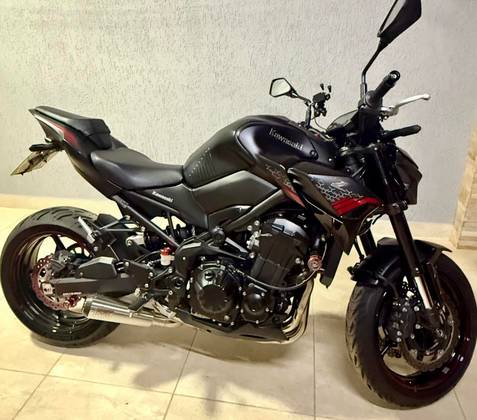 KAWASAKI Z900 KAWASAKI Z900